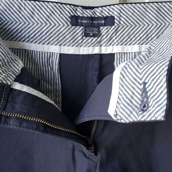 TOMMY HILFIGER SHORTS NAVY BLUE SIZE 8 COTTON STRETCH ALMOST 7" INSEAM - Picture 4 of 7
